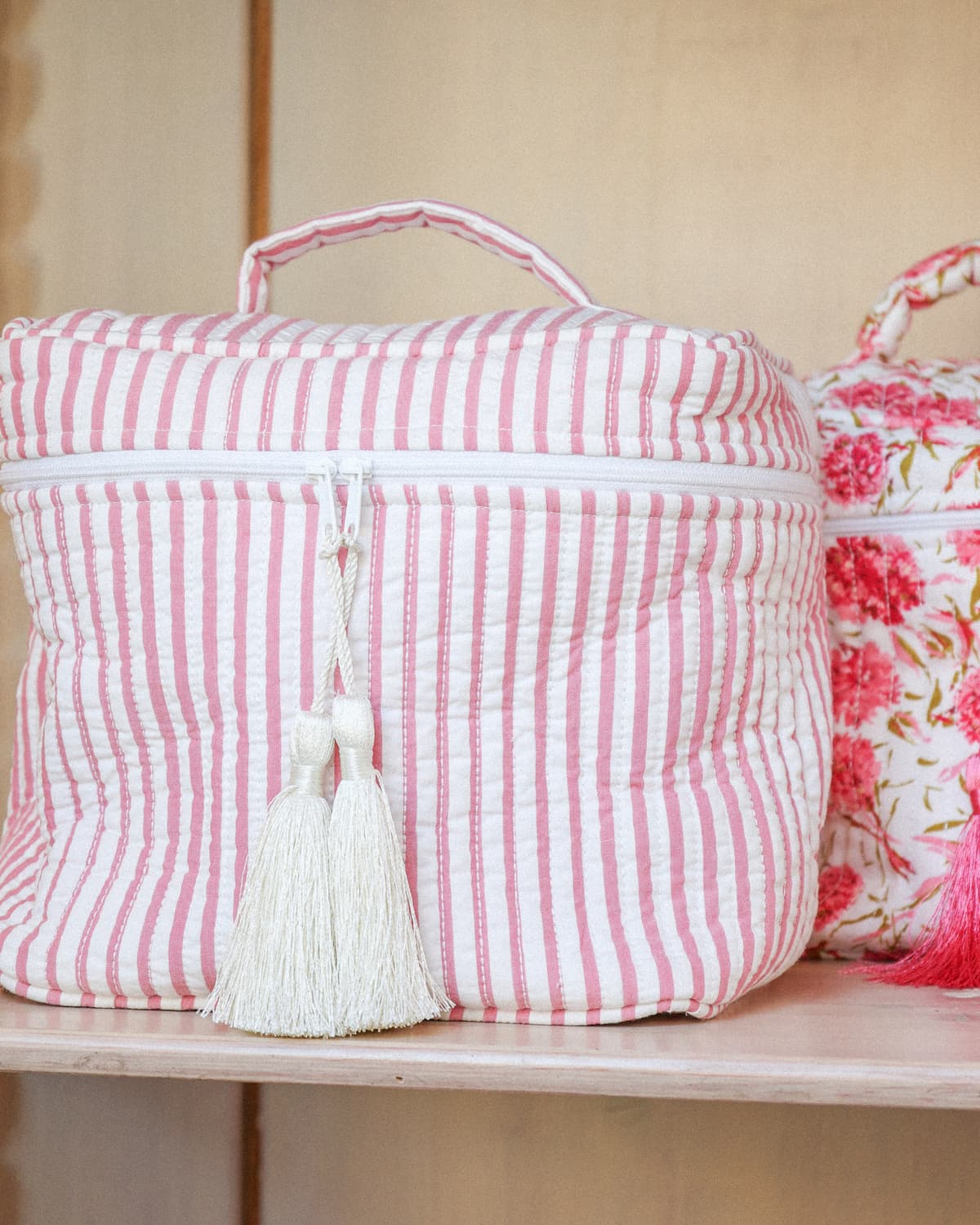 Beauty Bag, Pink Stripe. Image #1