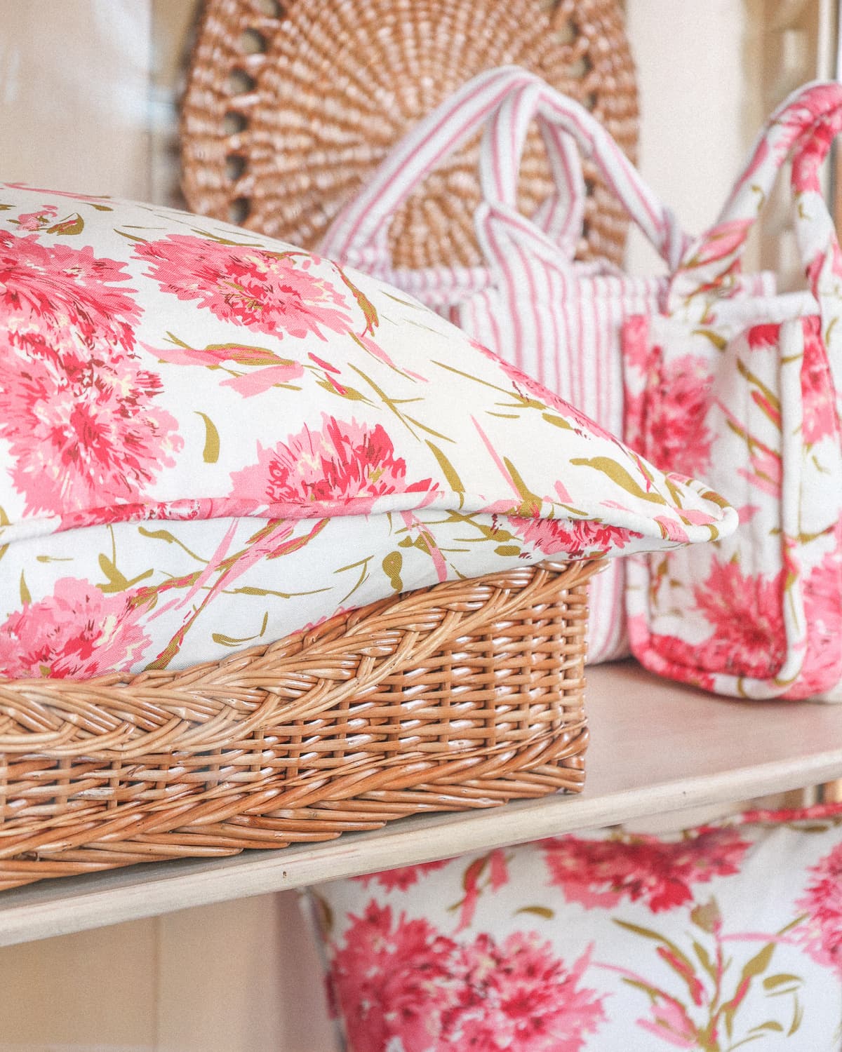 Cushion Cover 60x60 cm, Pink Blossom. Image #4