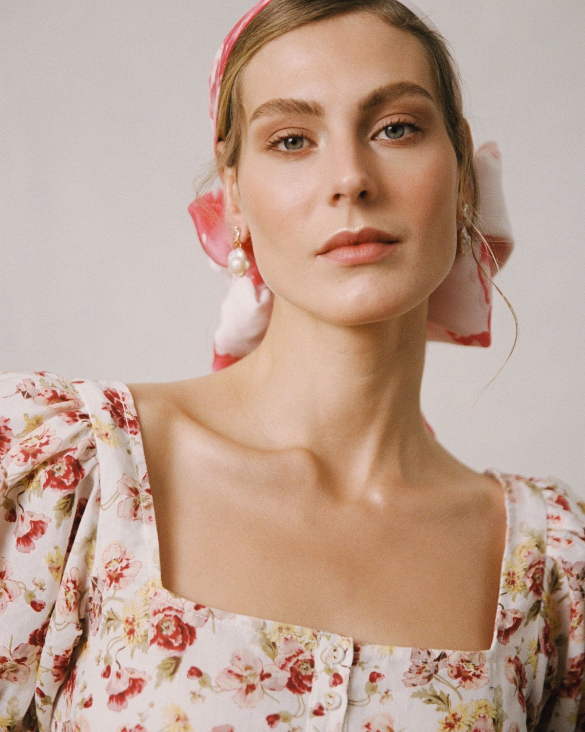 Satin Large Scarf, Hibiscus. Image #2