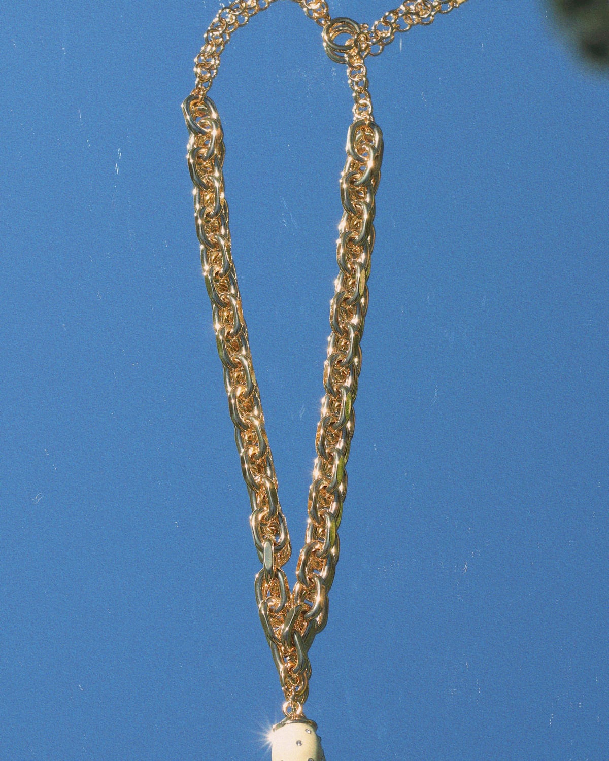 The Crystal Egg Charm, Vintage. Image #5