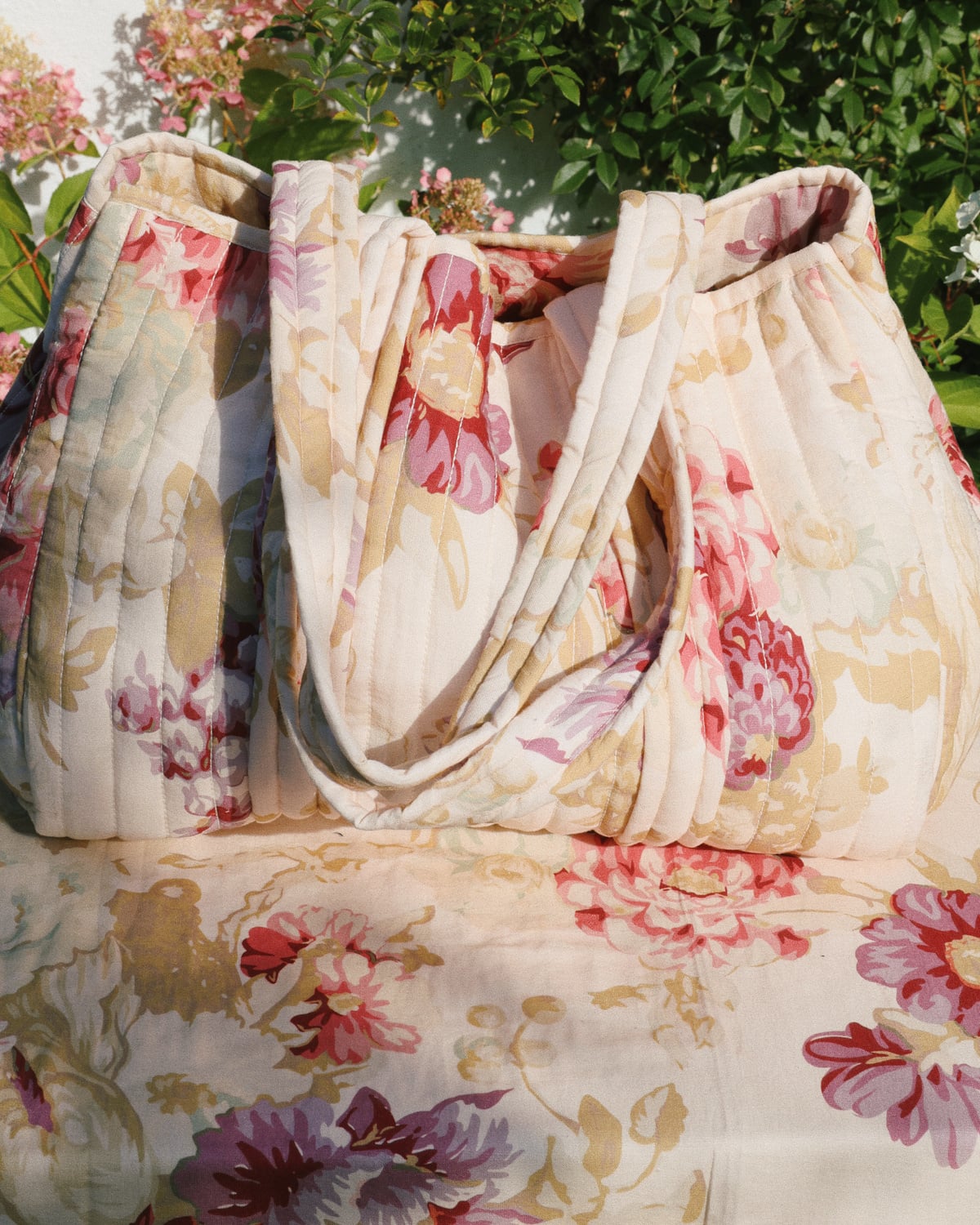 Tote Bag Linen, Autumn Flower. Image #1