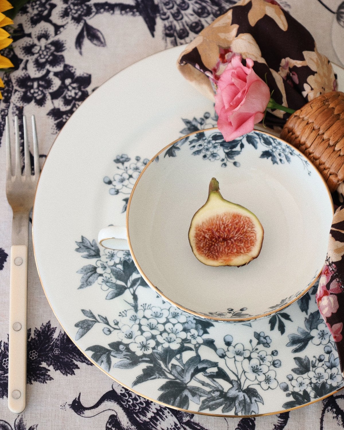 Linen Table Cloth 130x300, Blue Birds. Image #3