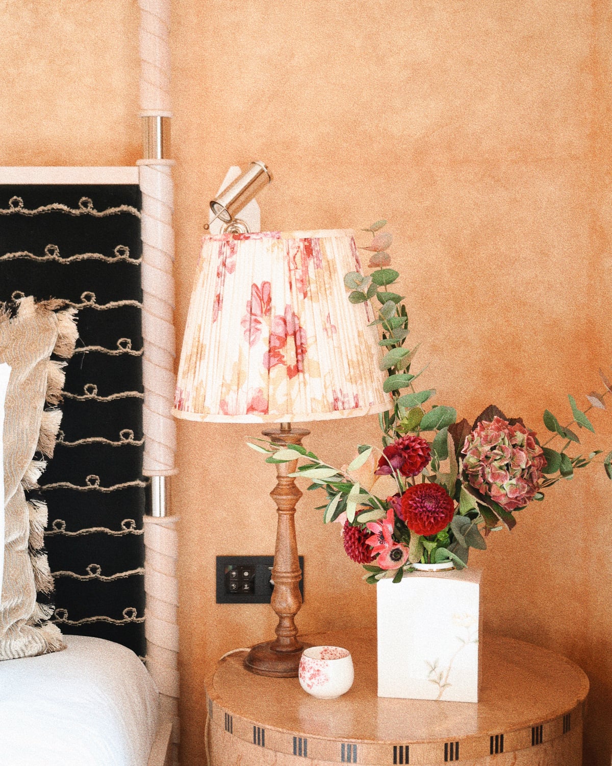 Lampshade Medium, Autumn Flower. Image #1