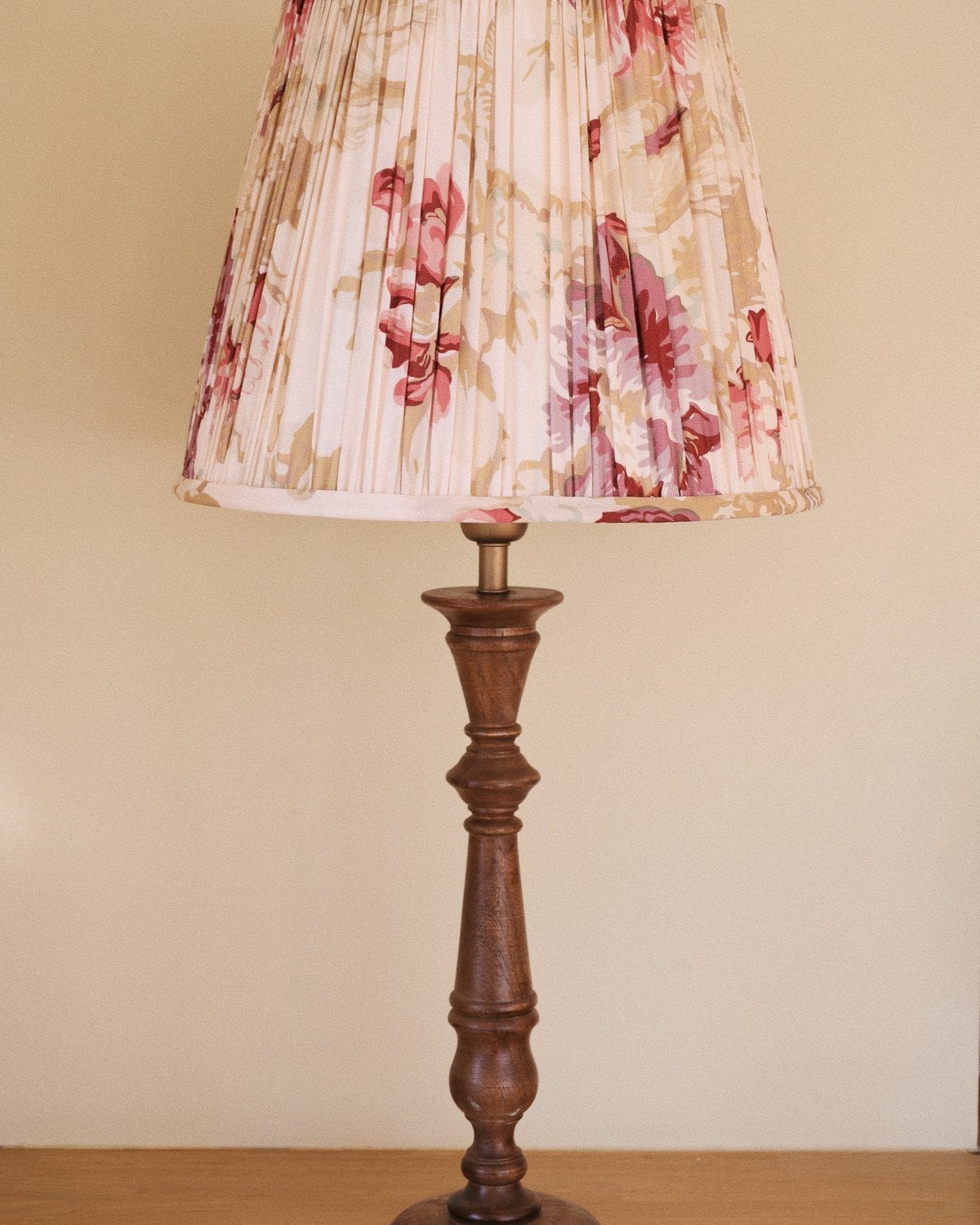 Lampshade Medium, Autumn Flower. Image #3