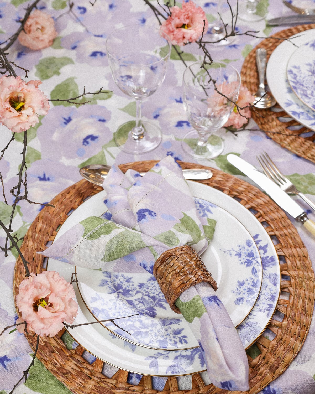 Napkin, Roses. Image #2