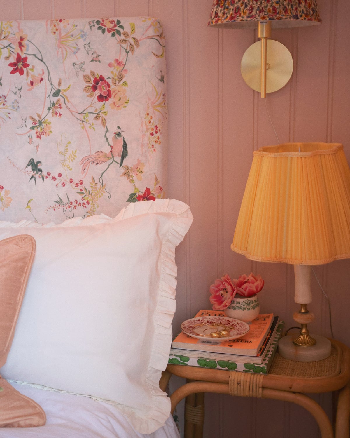 Spring Wavy lampshade, Golden. Image #3